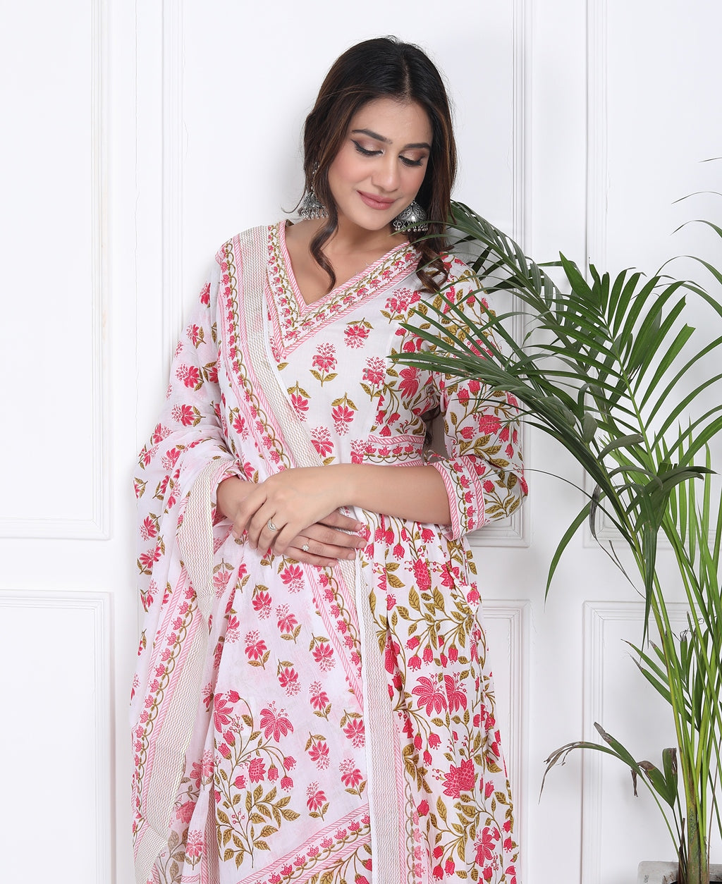 Pink and white floral handblock suit set