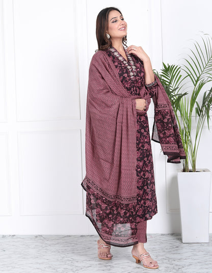 Maroon handwork a line suit set