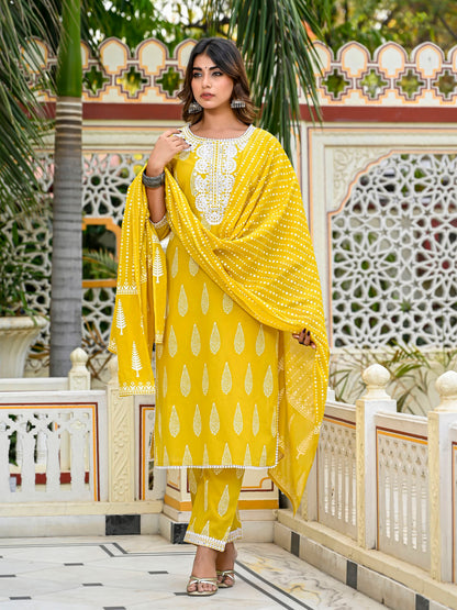 Yellow embroidered tasseled suit set